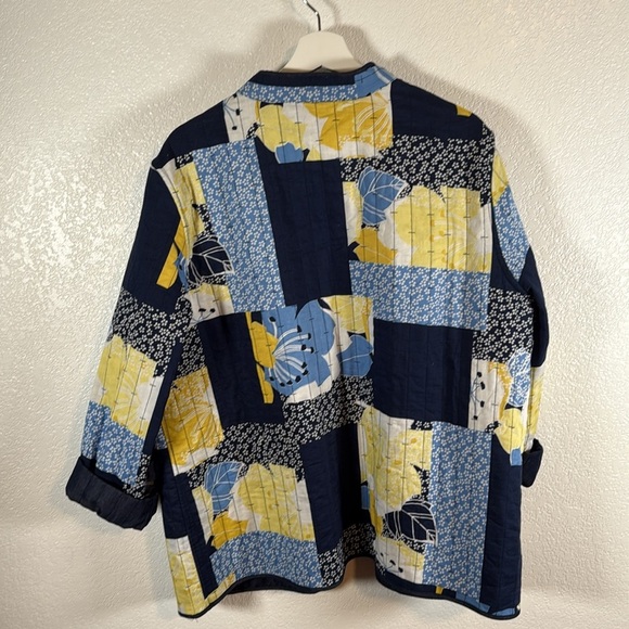 Alfred Dunner Navy Quilted Print Lightweight Reversible Jacket Size 1x - Picture 4 of 6